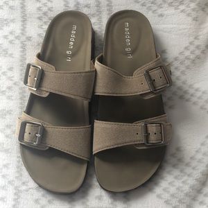 Women’s sandals